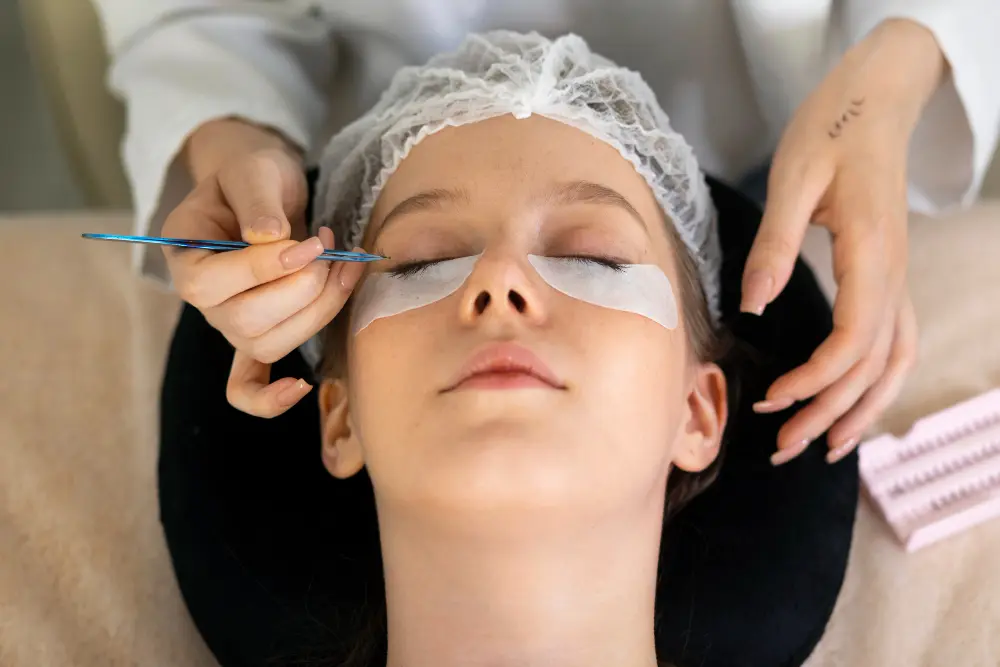 Lash lift and tint treatment for natural beauty