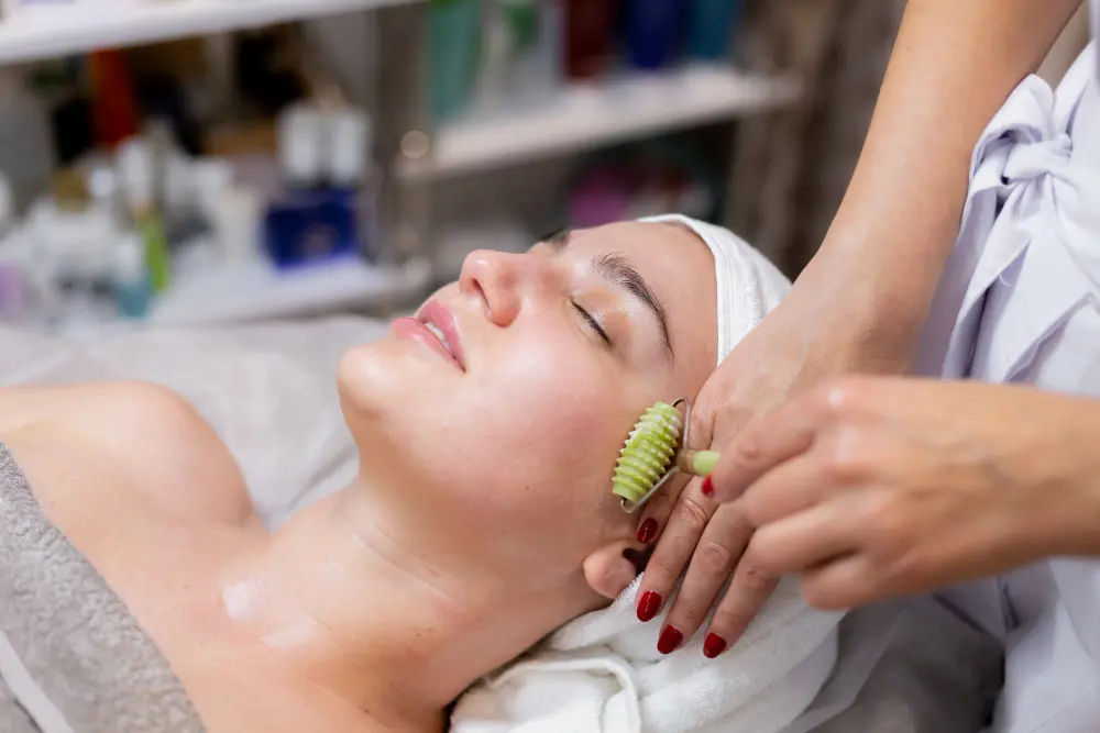 Pore purifying detox facial treatment for clear skin